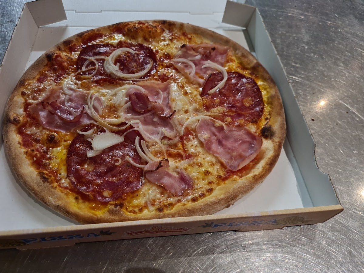 Pizzakurier Im Guet Photos 2